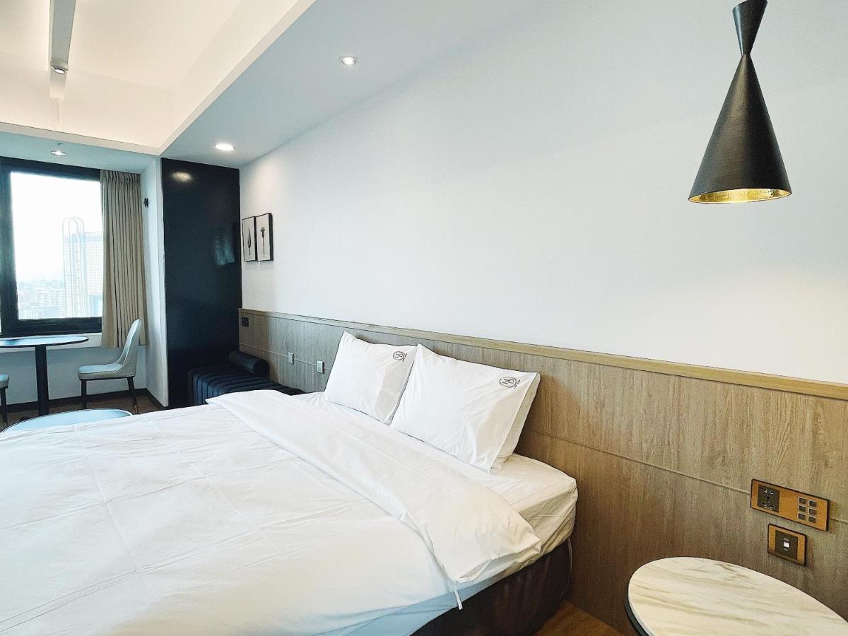 Hermit Dorm 臺北 外观 照片