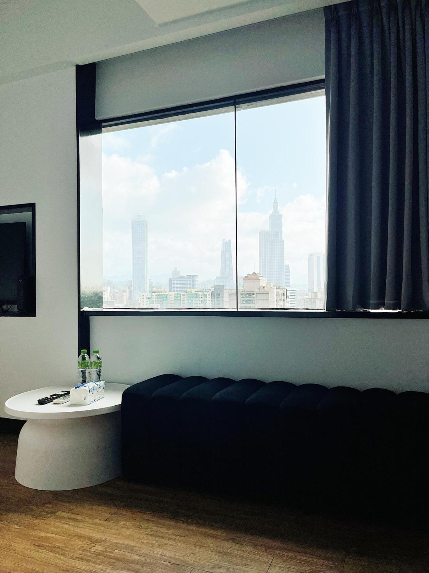 Hermit Dorm 臺北 外观 照片